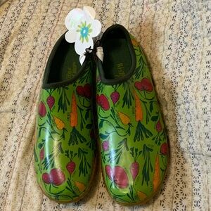 Western Chief Green Vegetable Print Women's Rain Boots